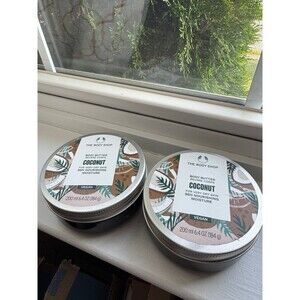 The body shop coconut body butter 200 ml set of 2!